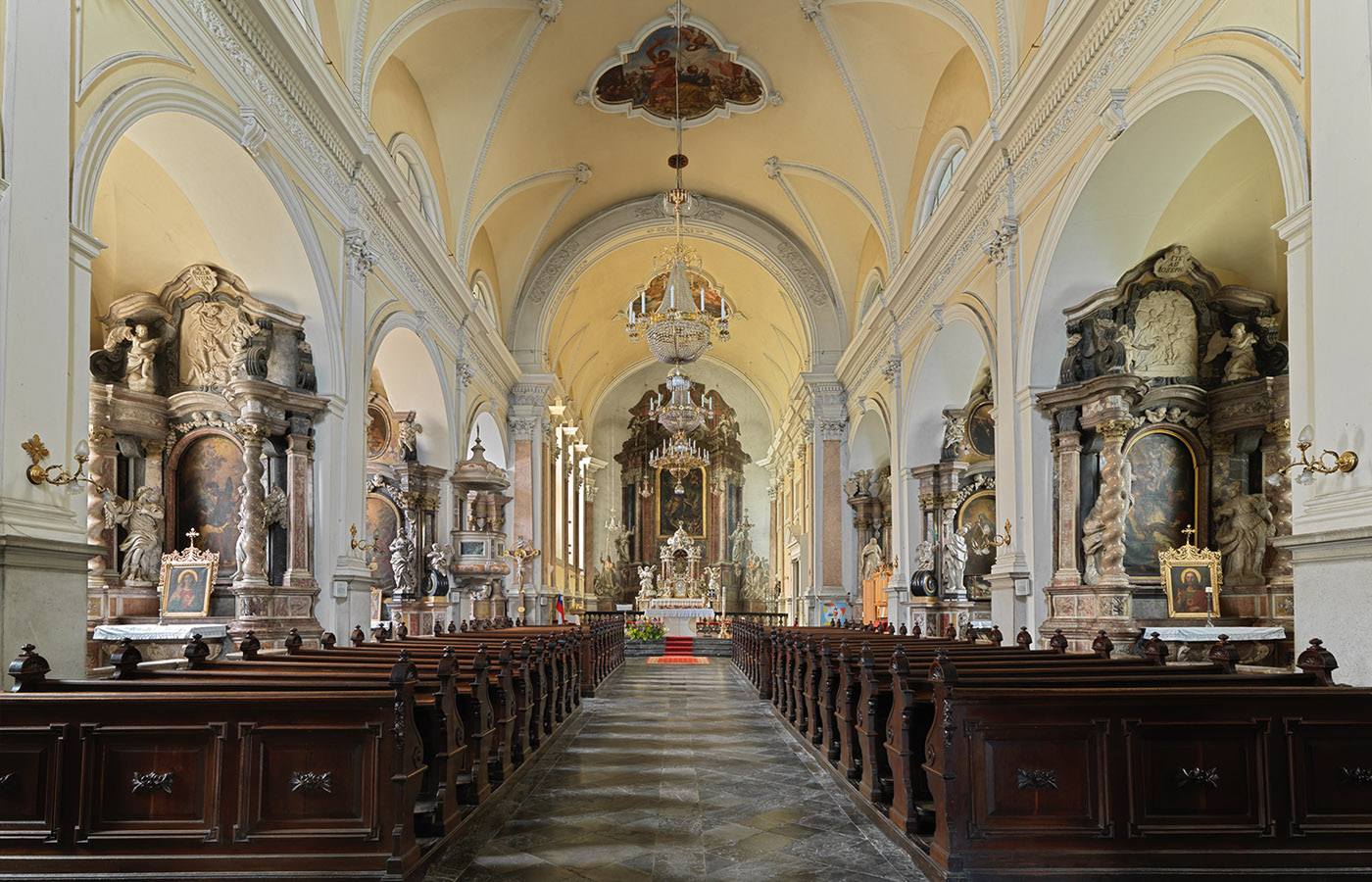 stjames-church-slide1.jpg